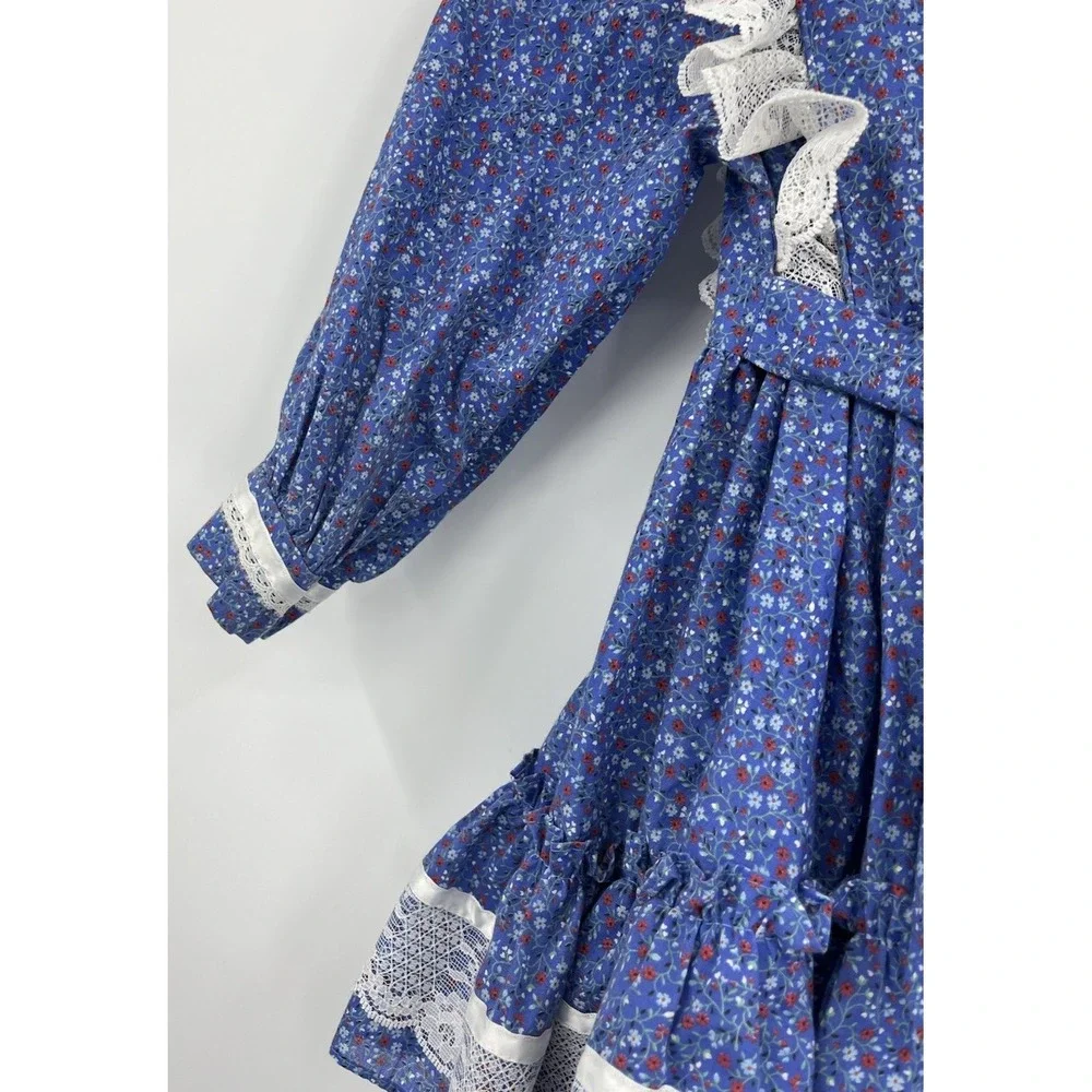 Vintage Mini World Girls Full Circle Floral and Lace Dress Size 4 Cottagecore
